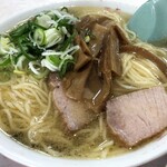 徐州楼 - 料理写真:塩らーめん