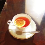 カフェ家庭料理光泉 - 食後のドリンクはコーヒーか紅茶選べます