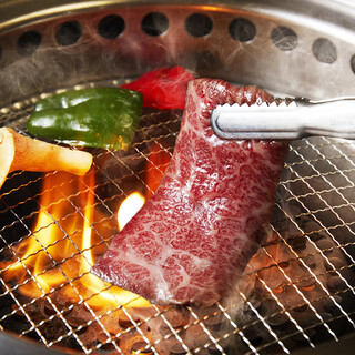 [Open 24 hours] Enjoy authentic Korean Cuisine and Yakiniku (Grilled meat) whenever you want!