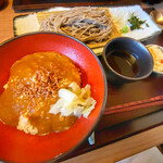 割烹きりん - カレーライスと蕎麦セット
