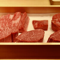 肉割烹 上 - 