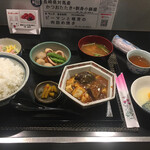 かい - かいランチ　ご飯大盛り　生玉子付き