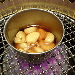 焼肉龍音 - ニンニク焼き（３１５円）