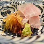 魚菜料理 縄屋 - 4 .  造里1：甘鯛の刻み桜葉塩漬け巻き、素麺南瓜