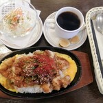 JINNO COFFEE - 鉄板味噌カツ丼セット