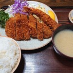 とんかつ高田 - ロースかつ定食ご飯大盛り＊エビ付 