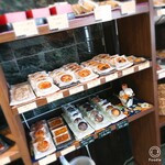 Patisserie And Boulangerie Anzu - 焼き菓子沢山！