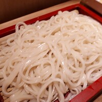 神楽坂 久露葉亭 - ⚫【名物】細打ちうどん