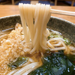 満寿見 - 麺が均一で綺麗ですね