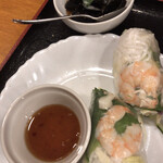 ベトナム家庭料理 マンダリンカフェ - 生春巻きとデザート