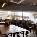 レドンド ビーチ - 店内