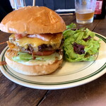 レドンド ビーチ - ベーコンチーズバーガー