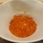 Akasaka Sushiminohara - いくら (昆布出汁)