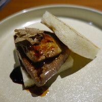 焼肉うしごろ 表参道店 - 牛フィレ・フォアグラ・トリュフのロッシーニサンド