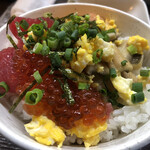 居喰処 光 - 2020/11/28
      本日の日替り 海鮮ぶっかけ丼 500円