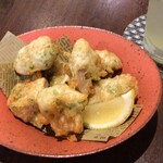 立ち飲み食堂 ウルトラスズキ - 青のり香るイタリンフリット（ハチノス）