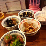 台湾煮込み 鶏蛋 - 