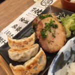 肉汁餃子のダンダダン - 