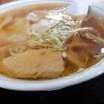 中華そば志のぶ支店 - わんたん麺