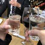 原酒店 - お客さんともカンパーイ♪