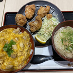 Tori Sanwa - 名古屋こーちん唐揚げ、親子丼、鶏そぼのセット