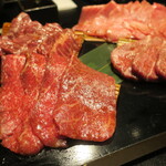 西麻布 焼肉 X - 