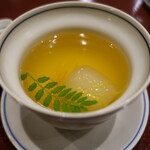 中華寝台 - 薬膳スープ