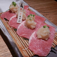 炭火焼肉 牛仁 一番町本店 - 名物メニューはこれらしい(確かに美味しかった) 炭火焼肉 牛仁 一番町本店 - 名物メニューはこれらしい(確かに美味しかった)