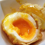 SHIRASU - たまご。よくある「うずら」ではなく「鶏卵」です。半熟だ～っ！