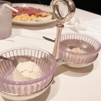 ロウリーズ・ザ・プライムリブ 恵比寿ガーデンプレイス店 - 