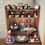 ツキカフェ - 自家製のジャムも販売