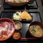 田舎レストランじんべえ - 極み丼アジフライセット　1,880円