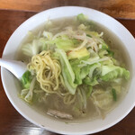 味よし食堂 - タンメン。700円。
      中盛なので100円増の800円。