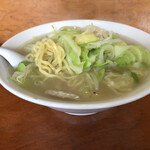 味よし食堂 - 横からのアングル。