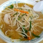 食処 味まる - 味噌ラーメン 750円