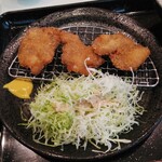 さつま ぼっけもん - お昼の日替わり定食黒鶏チキンカツ定食（鹿児島産）ご飯大盛り