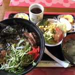 レストハウス　八ヶ岳 - 牛ステーキ丼定食