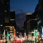 鮨 あらい - 日本橋から京橋方面を臨んだところ