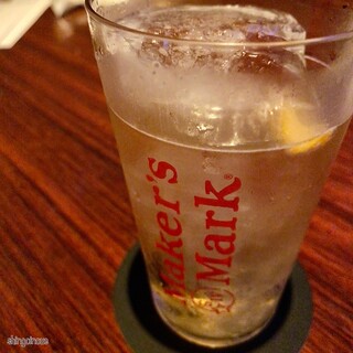 DEN アクアルーム 新宿_1
