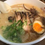 味千拉麺 - 塩豚骨ラーメン816円