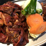 大衆焼肉 ジンギスカン - ジン6 ハラミ1 野菜焼き1