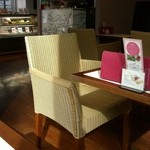 菓楽 - 店内　禁煙◎