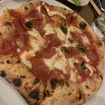 Pizzeria ilfaro - ピザサラミ1550円