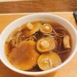 浅草じゅうろく - なめこ茸の掛け蕎麦