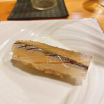 浅草じゅうろく - 竹岡産　細魚握り