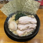 横浜家系ラーメン 一門家 - 