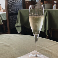 37 Steakhouse & Bar - 