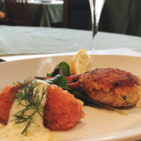 37 Steakhouse & Bar - 