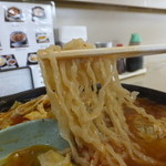 清宝苑 - 加水率が高い麺です。