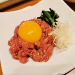 焼肉 黒5 - ローストビーフユッケ